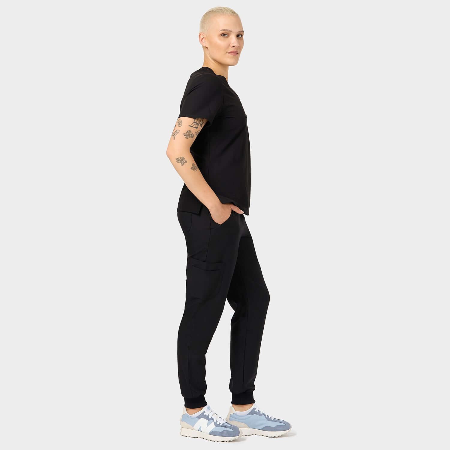 ARIA medical blouse - BLACK