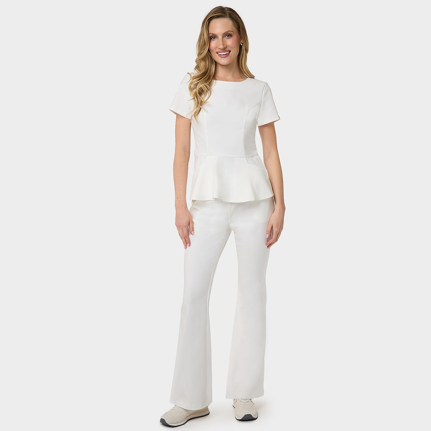 Bluza medyczna damska z baskinką KIM w kolorze Cream - kobieca, taliowana - Vena Uniformy